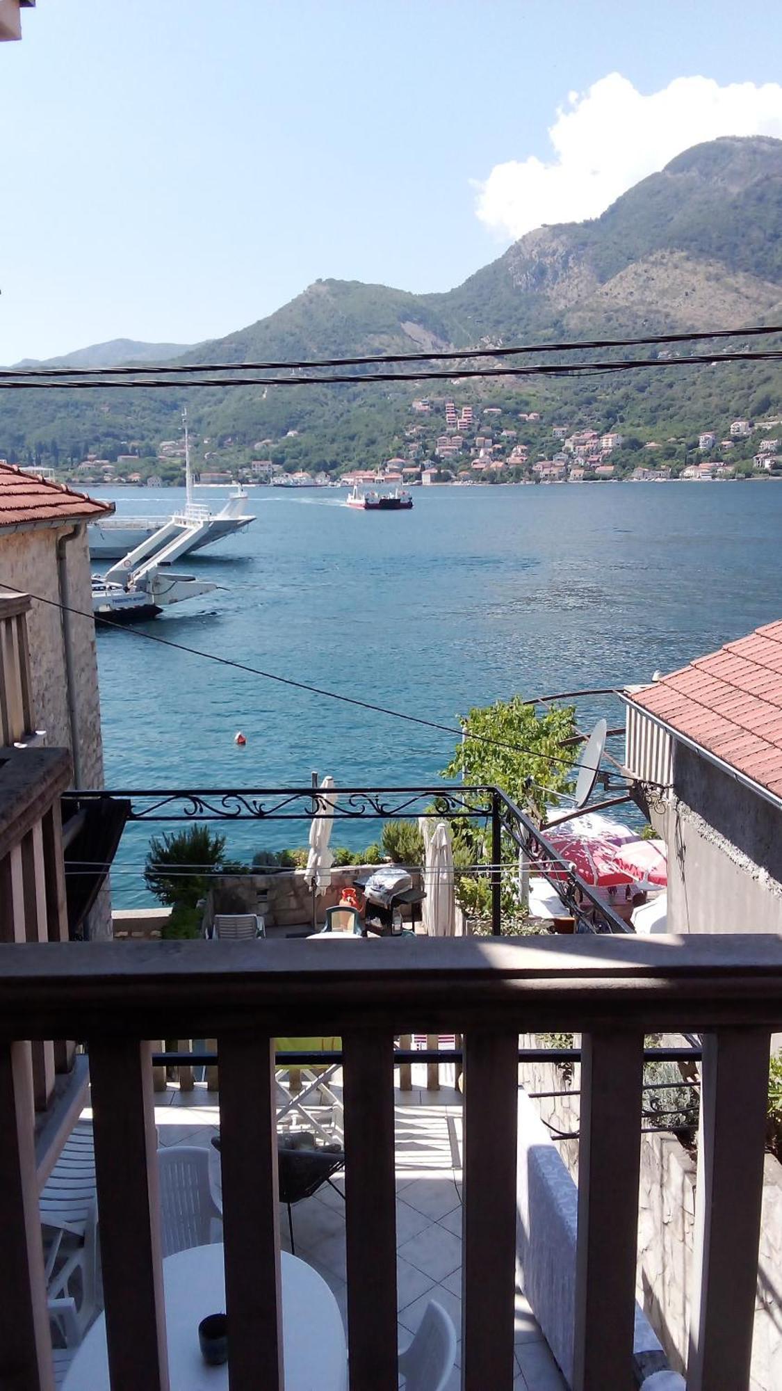 Apartment Aleksandar Tivat Luaran gambar