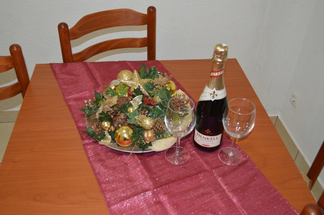 Apartment Aleksandar Tivat Luaran gambar