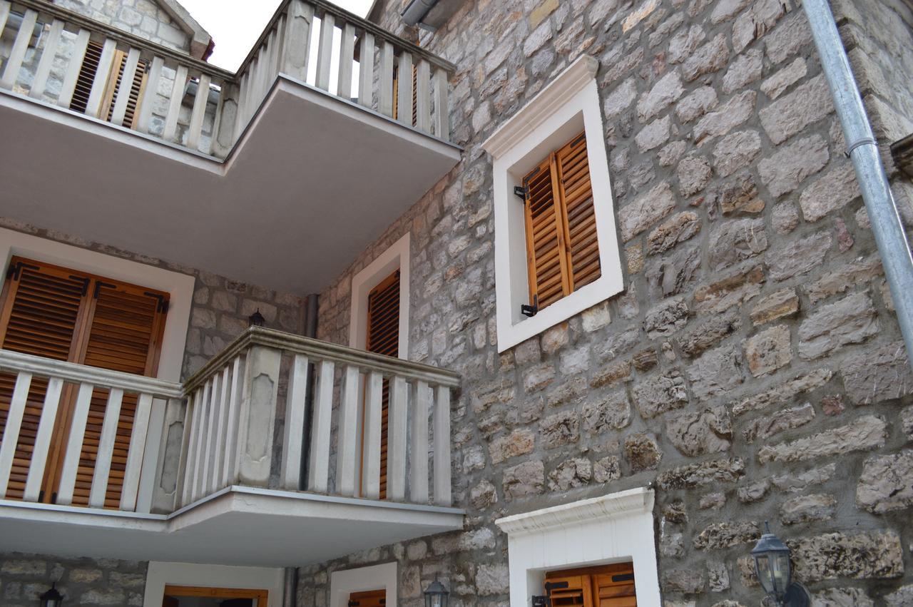 Apartment Aleksandar Tivat Luaran gambar