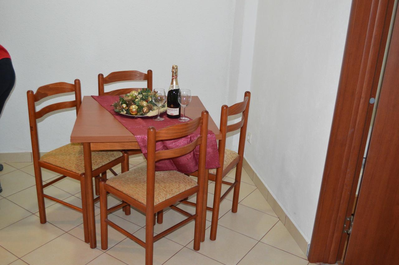 Apartment Aleksandar Tivat Luaran gambar
