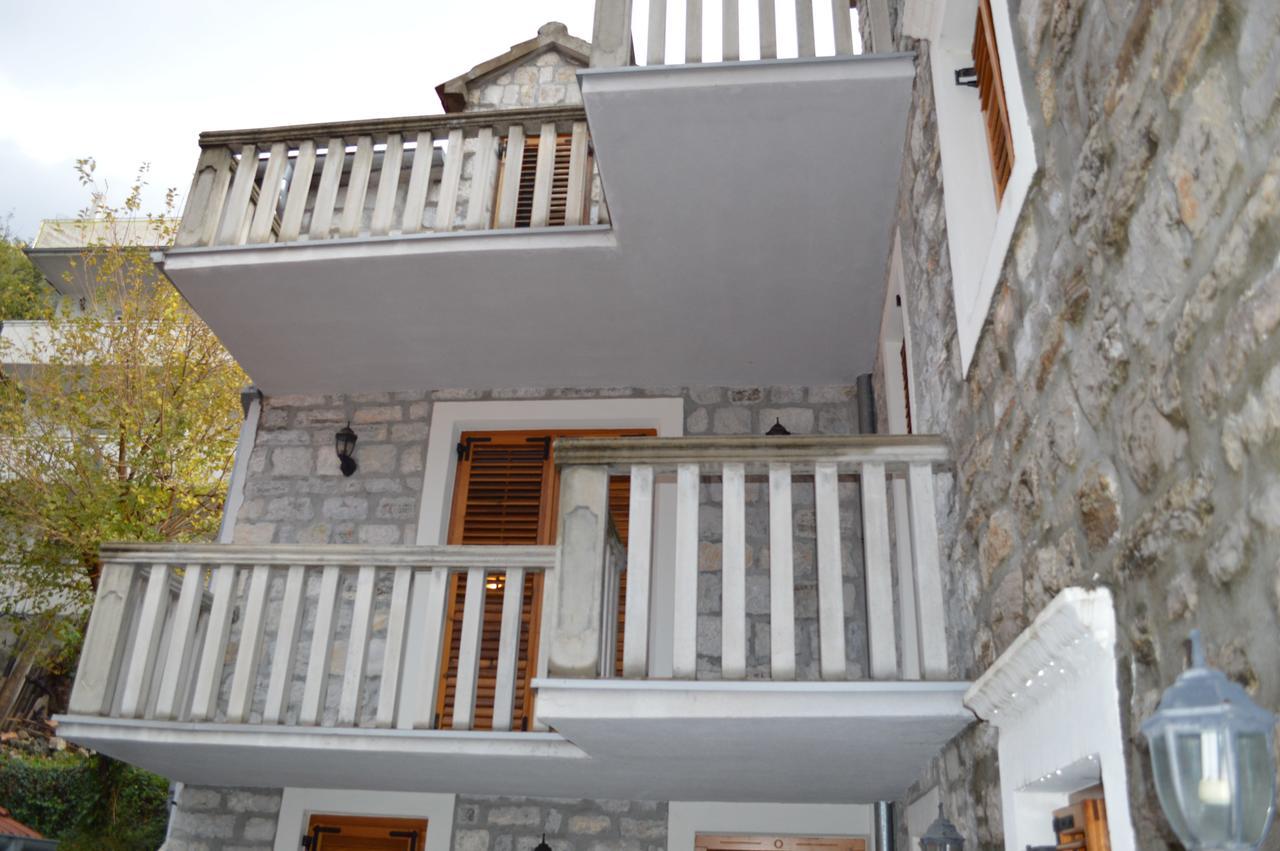 Apartment Aleksandar Tivat Luaran gambar