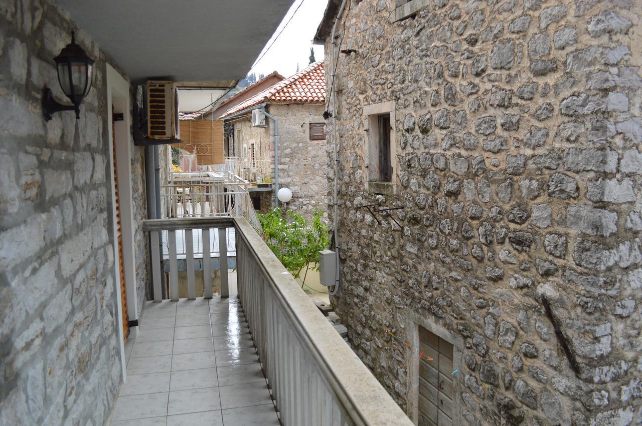 Apartment Aleksandar Tivat Luaran gambar